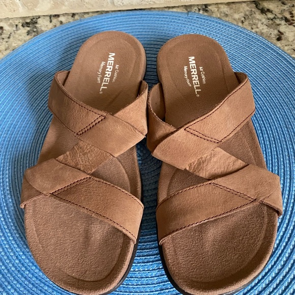 NWOT Merrell Slip-On Carob Tan Camel Leather Suede NEVER worn Sandals 6 - Picture 9 of 16